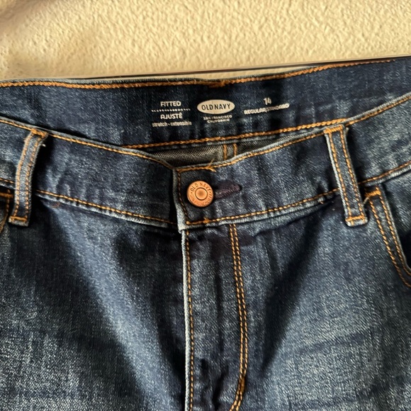 Old Navy Women's Fitted Regular Mid-Wash Denim Cuffed Shorts Plus 14 Denim NEW - Picture 4 of 10